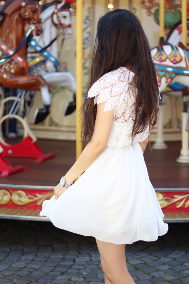 white_lace_dress3